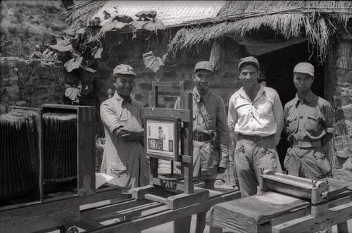 ‘xingkong体育官网登录’沧滩社区道德讲堂开讲，强化榜样的力量(图2)